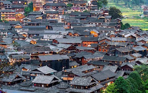 大渡口6种常见的外墙仿石漆施工工艺！